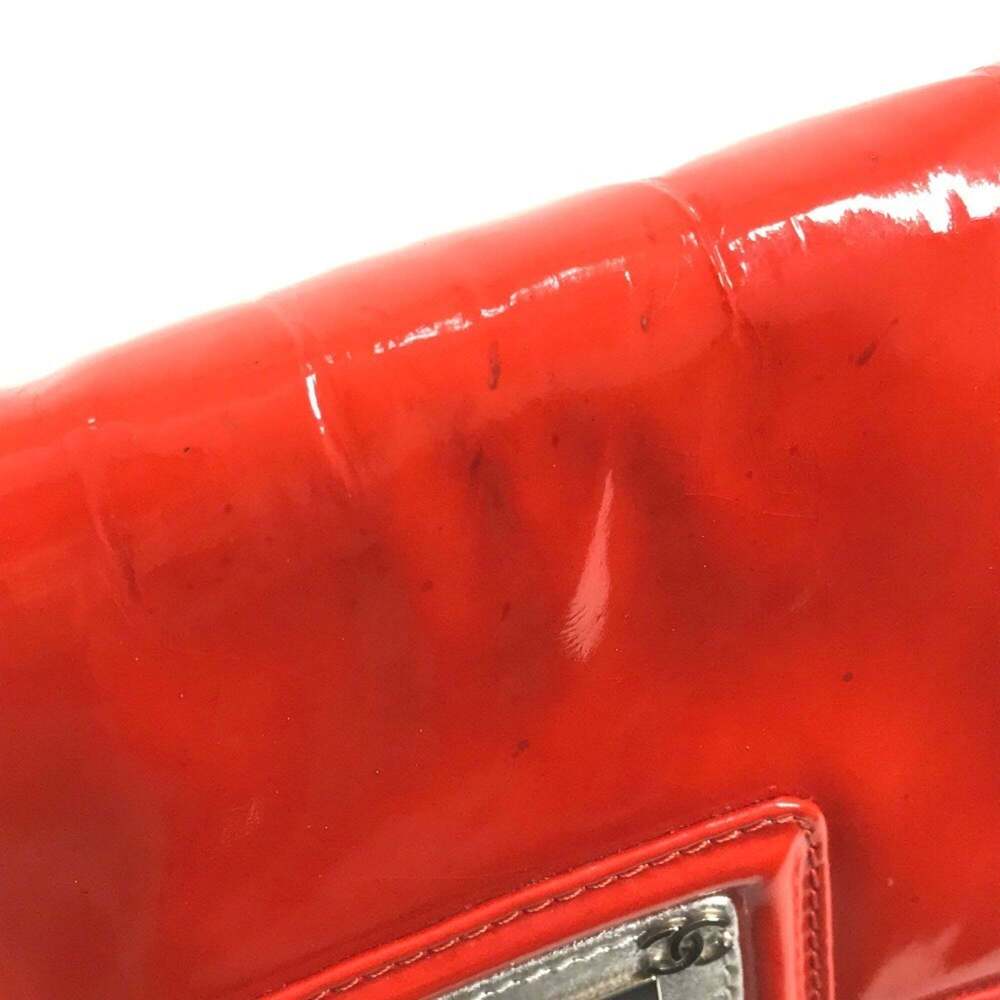 CHANEL Red Leather Logo Shoulder Bag - Picture 14 of 16